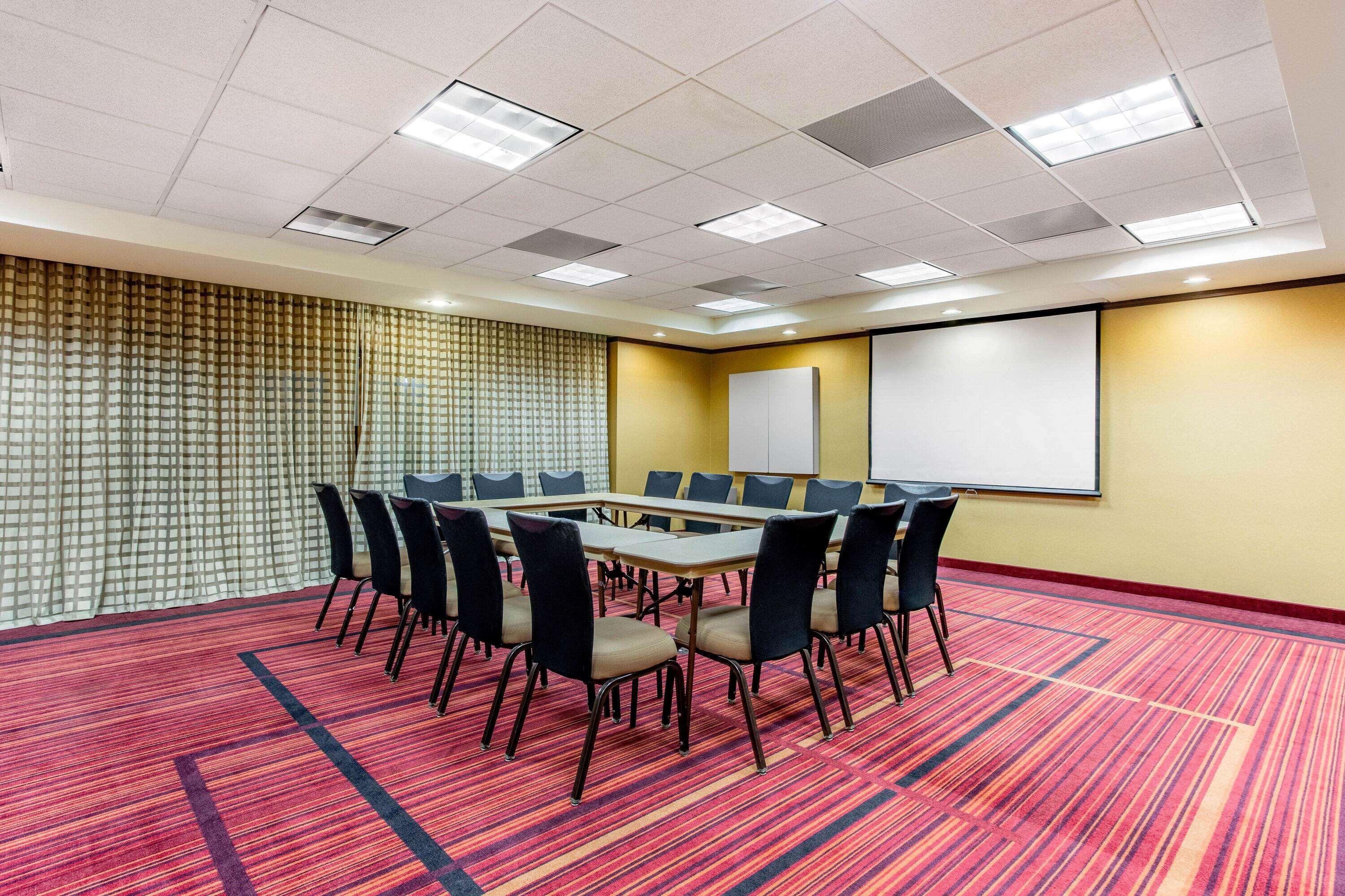 Hotel La Quinta By Wyndham Raleigh/Durham Southpoint Extérieur photo