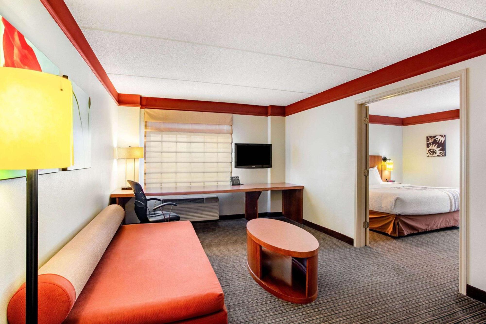 Hotel La Quinta By Wyndham Raleigh/Durham Southpoint Extérieur photo
